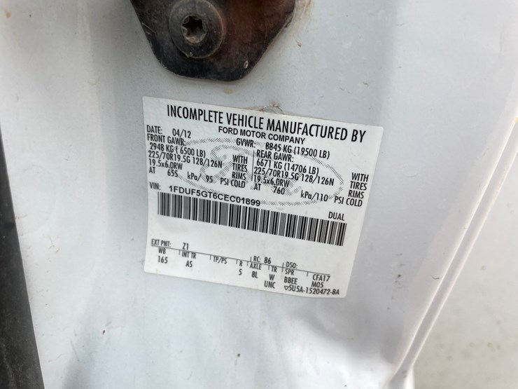 2012-ford-f550-image-44