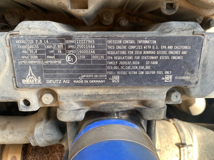 #1306-•-2018-skyjack-8,000lb-telehandler-image-42