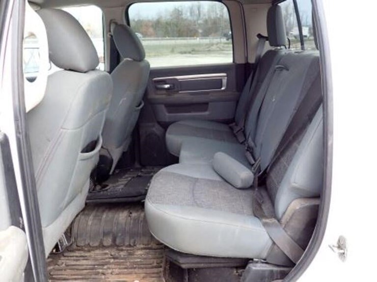 2018-ram-2500-hd-image-27