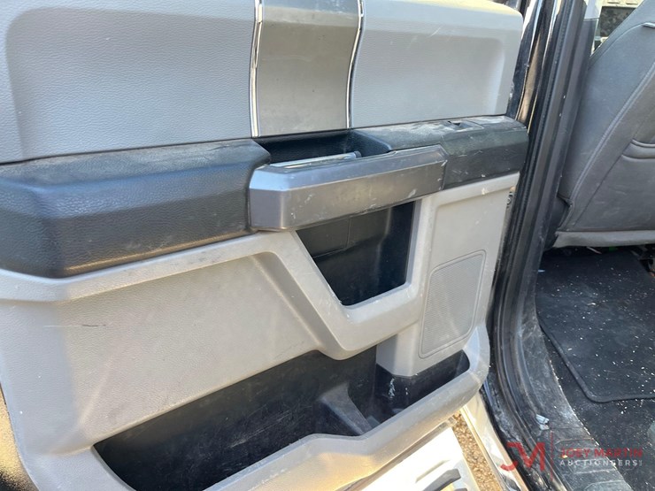 2019-ford-f250-xlt-image-15