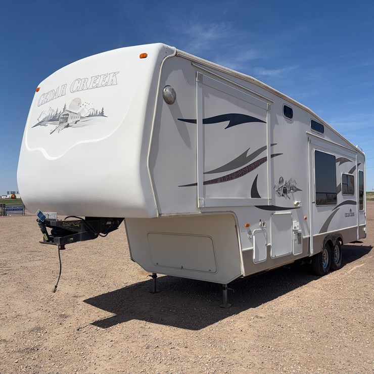 2006 Forest River Cedar Creek Camper