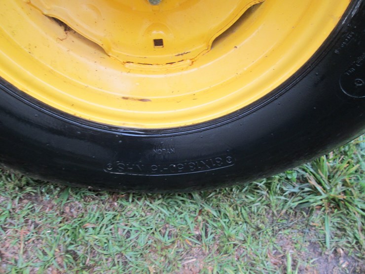 new-holland-br7060-image-7