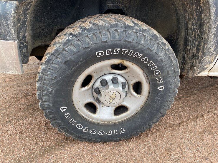 2004-chevrolet-2500-image-15