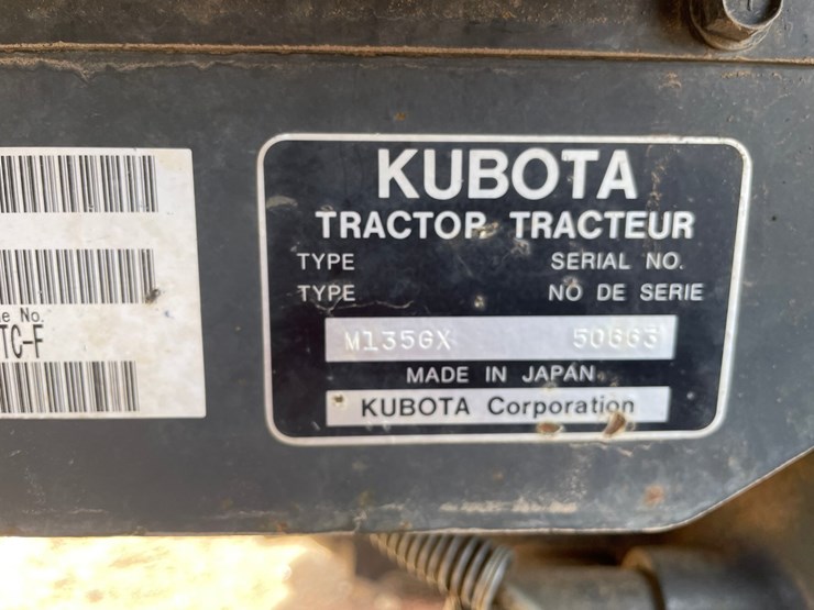 2014-kubota-m135gx-image-22