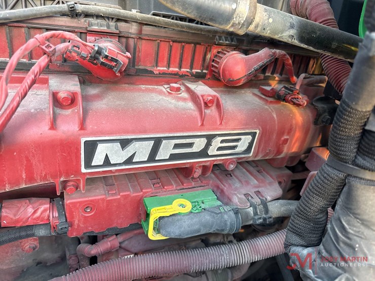 2020-mack-anthem-64t-image-17