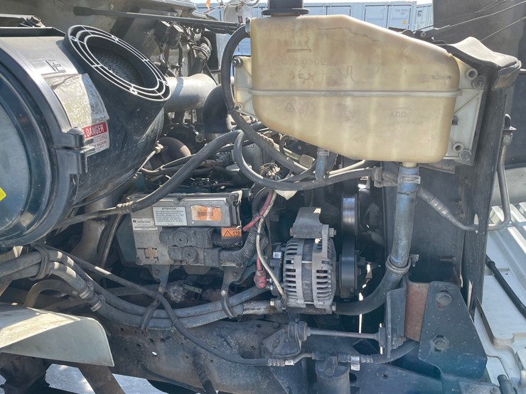 2000-international-4700-image-41