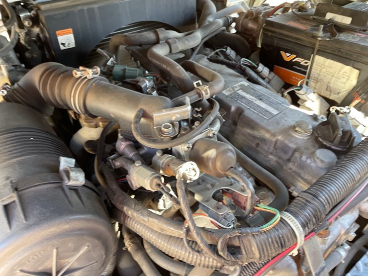 #1136-•-unicarriers-lp-forklift-image-23