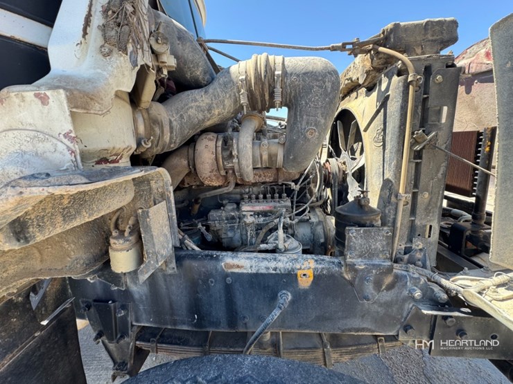 1985-mack-dm686s-image-18