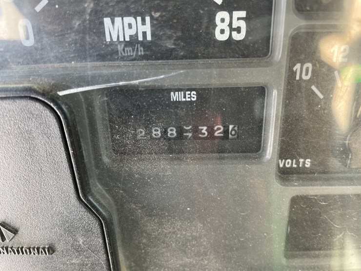 2000-international-4700-image-35