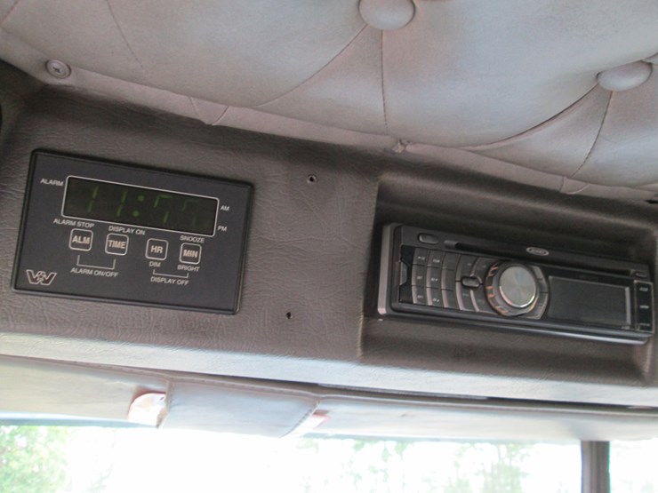 1999-caterpillar-c12-image-45