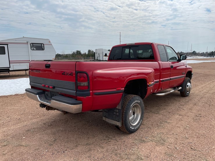 1999-dodge-ram-3500-image-5