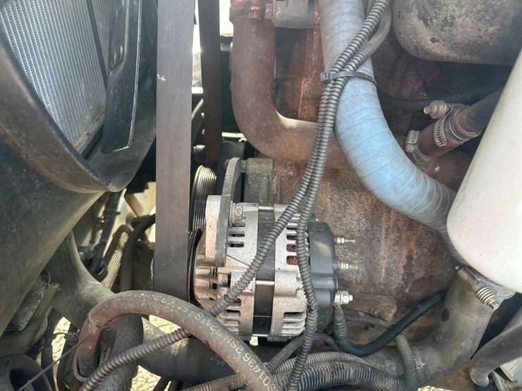 2002-mack-ch613-image-39