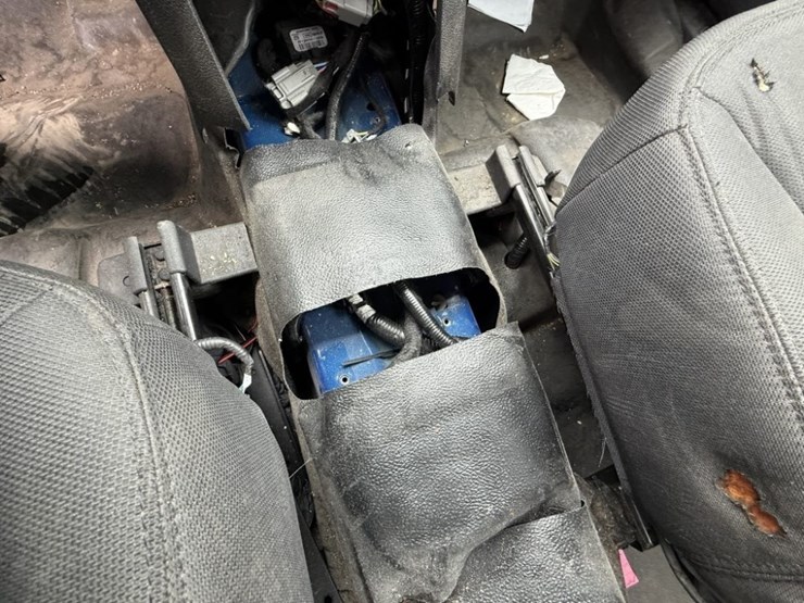 2017-ford-explorer-image-31