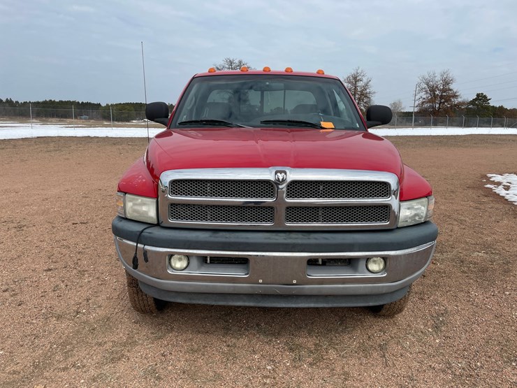 1999-dodge-ram-3500-image-8