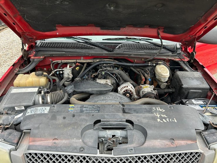 2004-chevrolet-1500-image-9