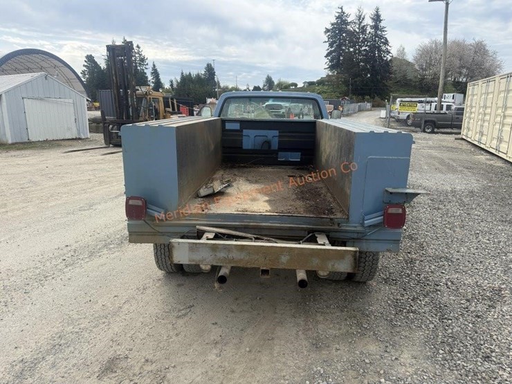 1986-chevrolet-30-image-7