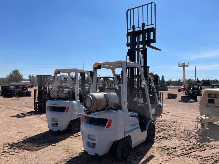 #1133-•-unicarriers-lp-forklift-image-22