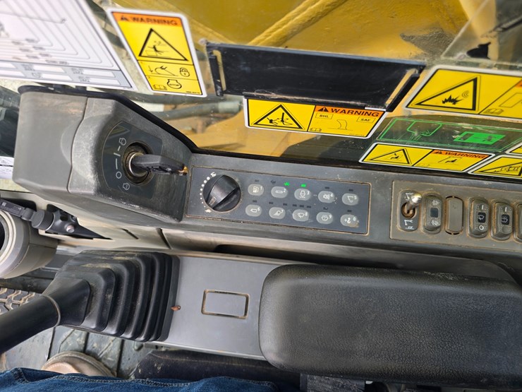 2013-caterpillar-324el-image-72