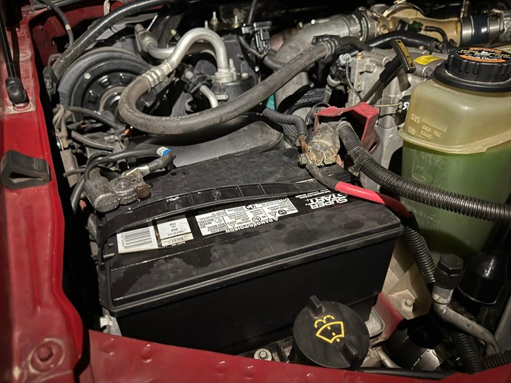 2001-ford-f350-image-27