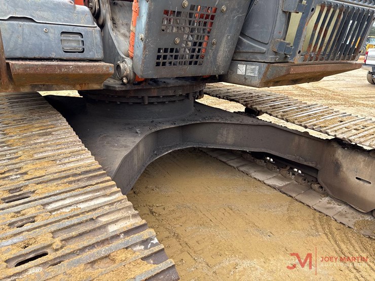 2007-hitachi-zx240-lc-3-image-9