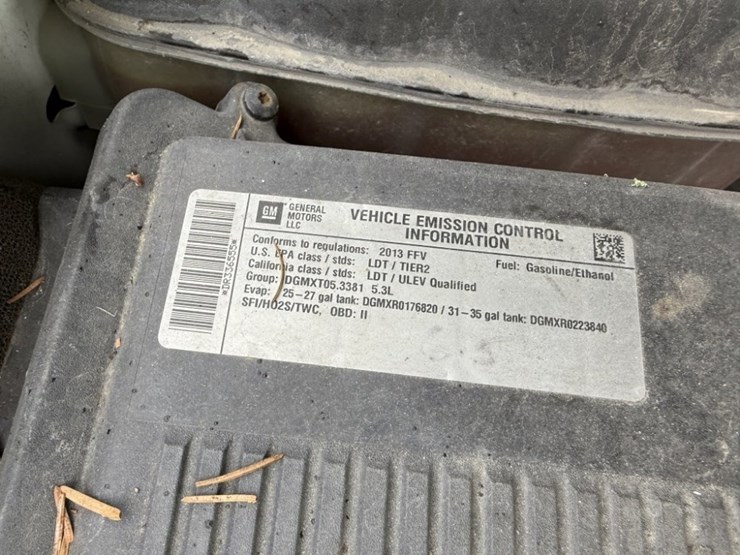 2013-chevrolet-tahoe-image-13