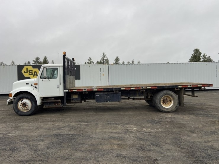 1995-international-4700-image-2