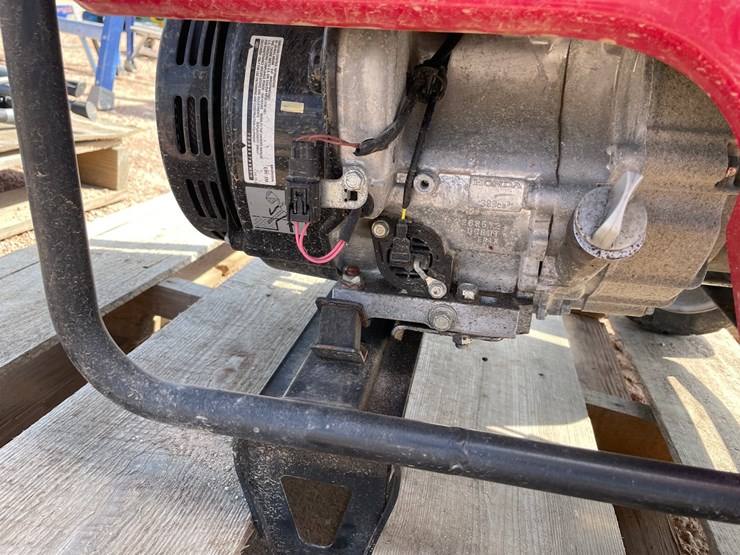 honda-eb6500x-image-17