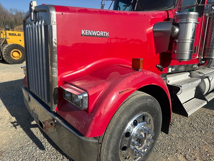 2006-kenworth-w900-image-9