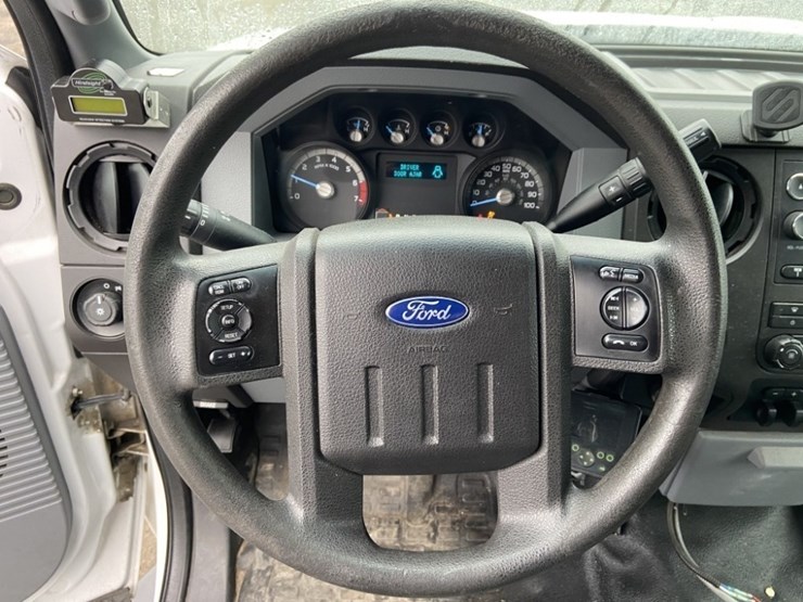 2016-ford-f350-sd-image-17