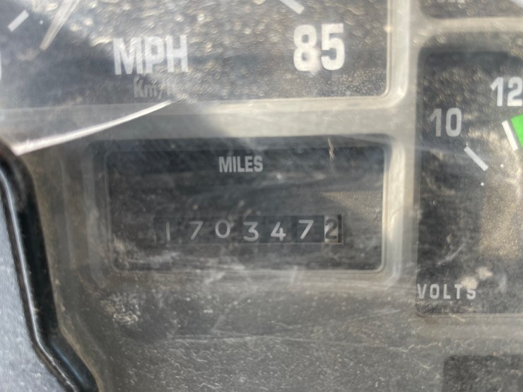 1999-international-4900-image-32