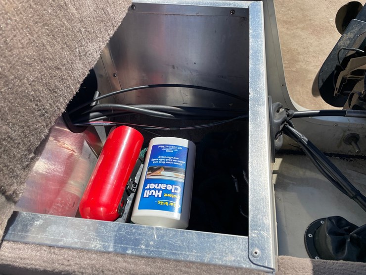 #1144-•-1998-smoker-craft-162-pro-mag-boat-with-trailer-(has-wi-title)-image-26