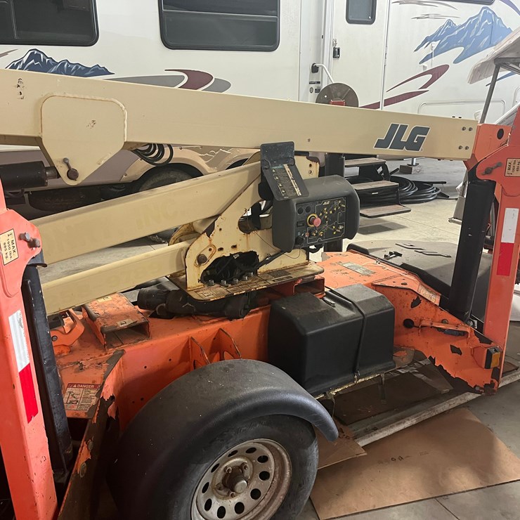 JLG Manlift
