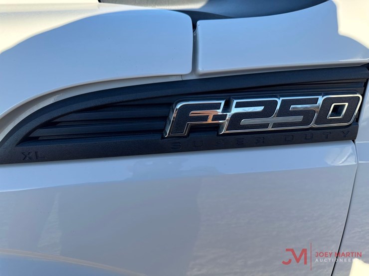 2015-ford-f250-xl-image-6