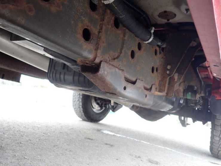 2022-chevrolet-2500hd-image-74