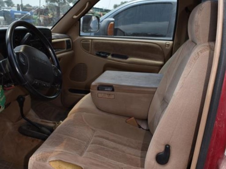 1997-dodge-2500-image-5