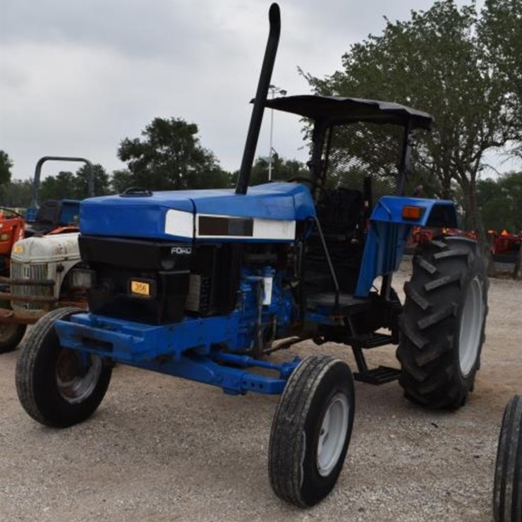 NEW HOLLAND 6640