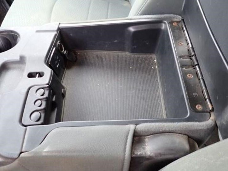 2014-ram-2500-hd-image-25