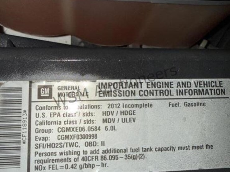 2012-chevrolet-silverado-3500-image-21