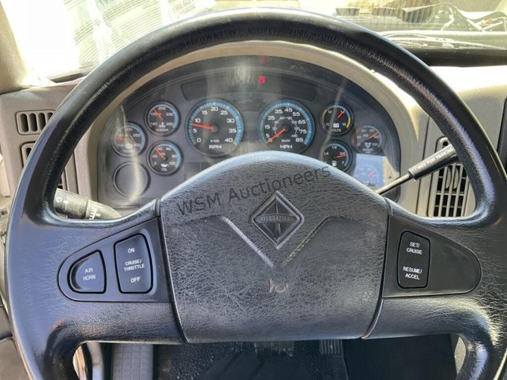 2009-international-workstar-7600-image-23