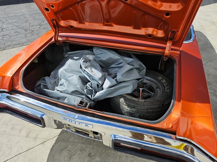 #40-•-1972-buick-skylark-custom-convertible-image-43