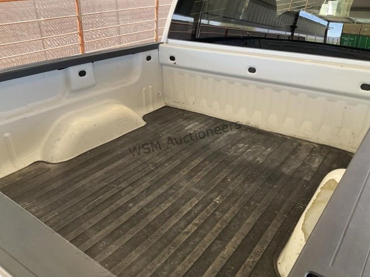 2018-chevrolet-silverado-1500-image-9