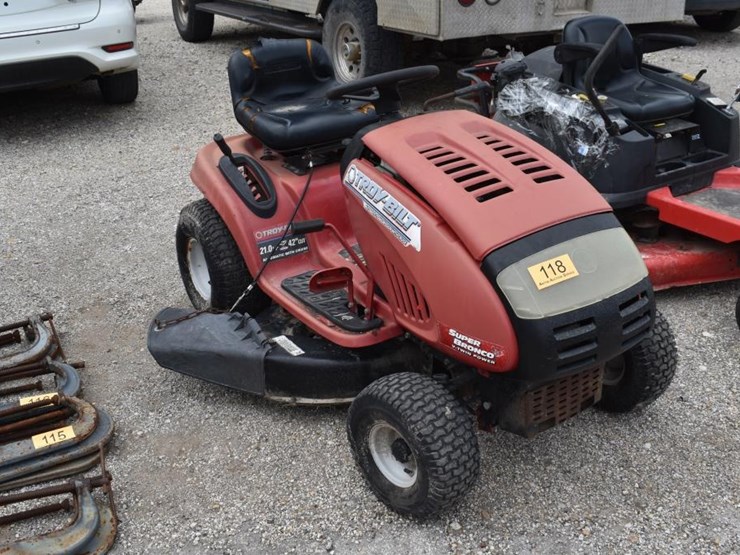 troy-bilt-super-bronco-image-1