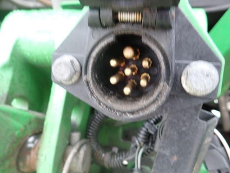 2016-john-deere-5085e-image-55