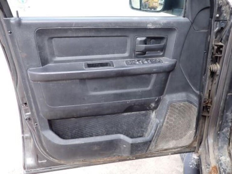 2014-ram-2500-hd-image-15