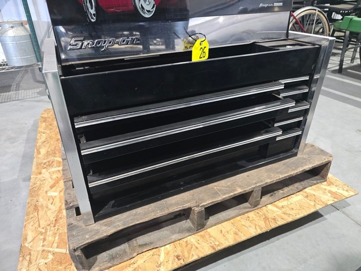 #26-•-snap-on-corvette-40th-anniversary-tool-box-image-9