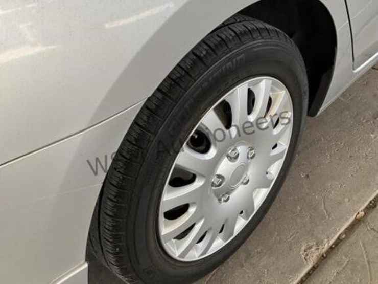 2015-nissan-sentra-sdn-image-8