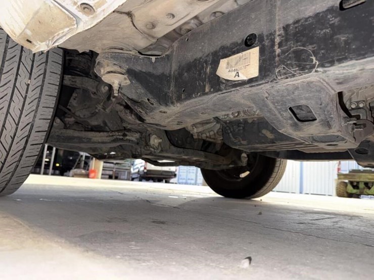 2012-toyota-tacoma-image-28