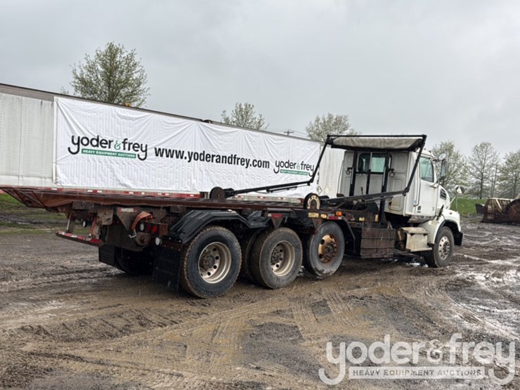 2015-western-star-4700sb-image-4