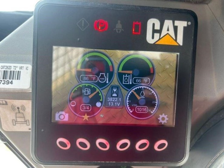 2014-caterpillar-262d-image-11