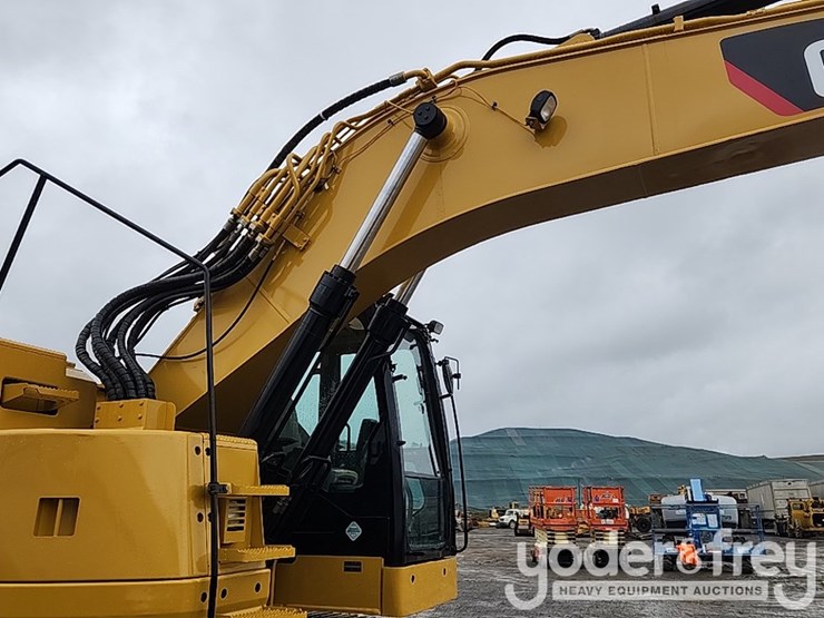 2011-caterpillar-328d-image-14